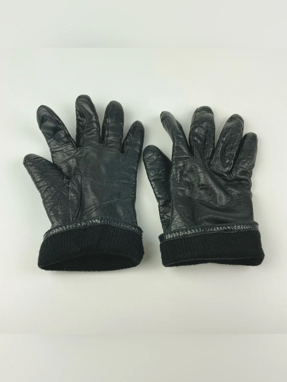 VTG Black Leather Women's Small Lined Driving Gloves Minimalist Classic Pull-On
